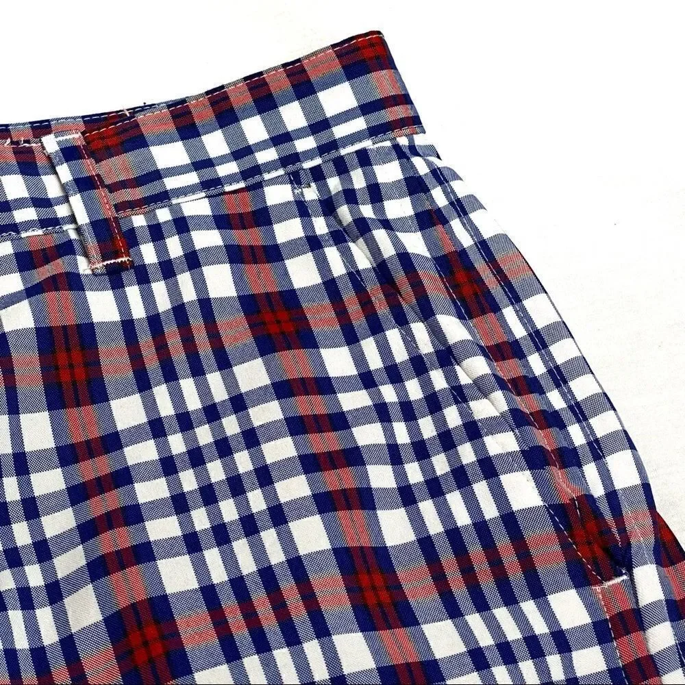 Izod red, white and blue plaid performance golf shorts size 34